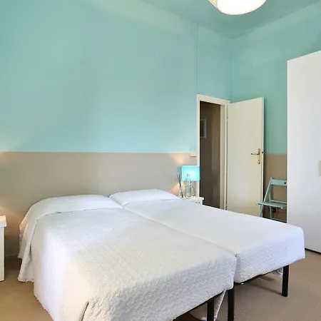Milena Beach Apartment *